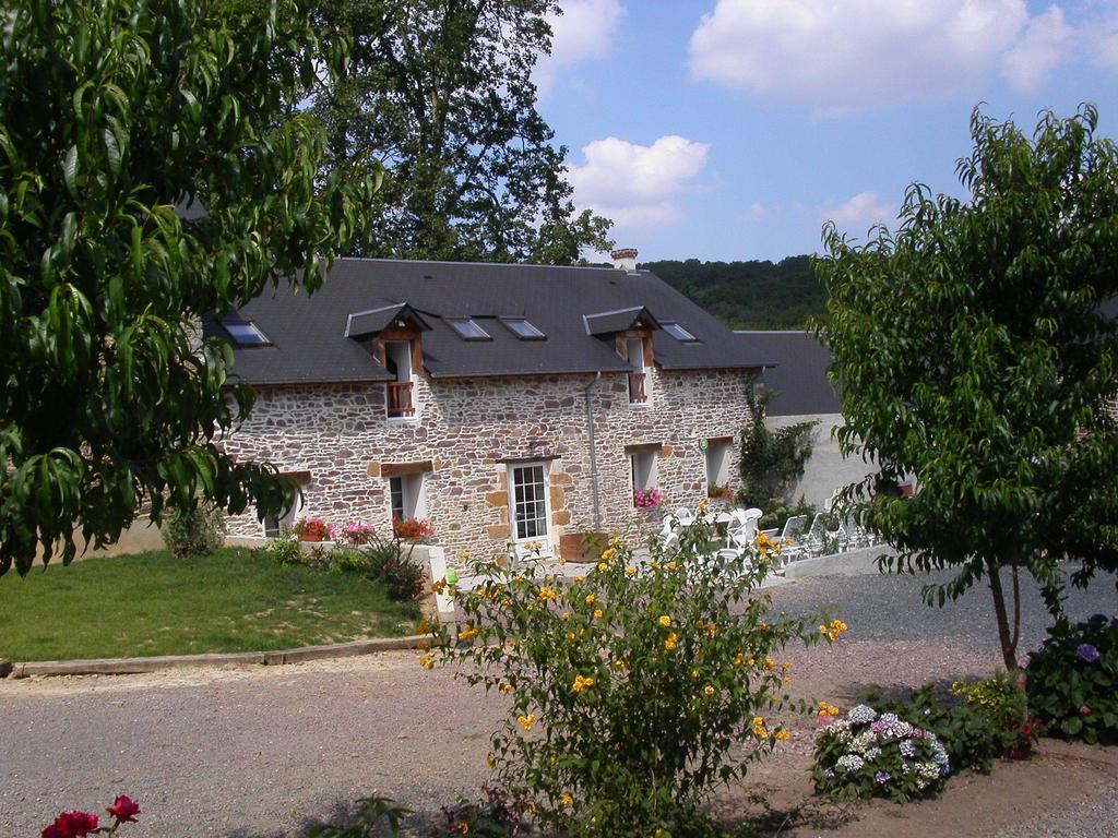 Gite De La Cour Campandré-Valcongrain Zimmer foto